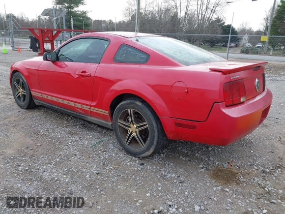 2007 Ford Mustang Deluxe z VIN 1ZVFT80N475246636, wystawiony jako IAAI lot #41620976 z przebiegiem 310 653 mil mil oraz . Historia ofert i sprzedaży dostępna na DreamBid. Obrazek 3.