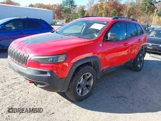 2019 Jeep Cherokee Trailhawk с VIN 1C4PJMBX7KD298488, выставлен на аукционе IAAI как лот 40697687 с пробегом 127 060 миль миль и . История ставок и продаж доступна на DreamBid. Изображение 17.