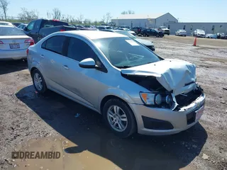 2013 Chevrolet Sonic LT with VIN 1G1JC5SHXD4185418, listed as a IAAI auction lot 41988445 with 177,696 mi miles. Bid and sale history available at carsss.com. Image 1.