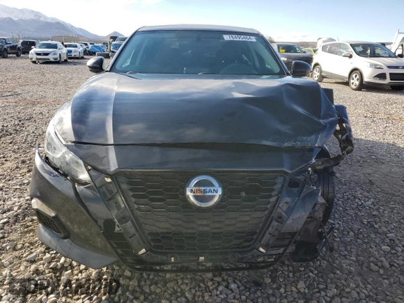 2019 Nissan Altima 2.5 S with VIN 1N4BL4BW0KN327258, listed as a Copart auction lot 78495464 with 111,813 mi miles and Salvage Title. Bid and sale history available at carsss.com. Image 5.