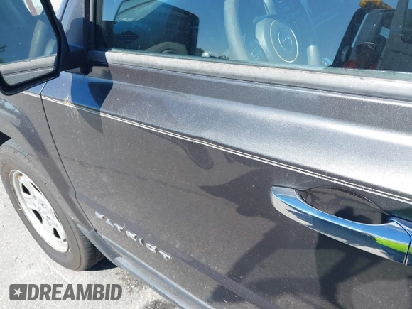 2014 Jeep Patriot Sport with VIN 1C4NJPBA5ED842849, listed as a IAAI auction lot 42530106 with 270,570 mi miles and . Bid and sale history available at DreamBid. Image 6.