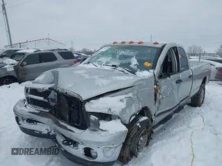 2005 Dodge Ram 3500 SLT with VIN 3D7LS38C45G825555, listed as a IAAI auction lot 41225480 with 111,757 mi miles. Bid and sale history available at carsss.com. Image 6.