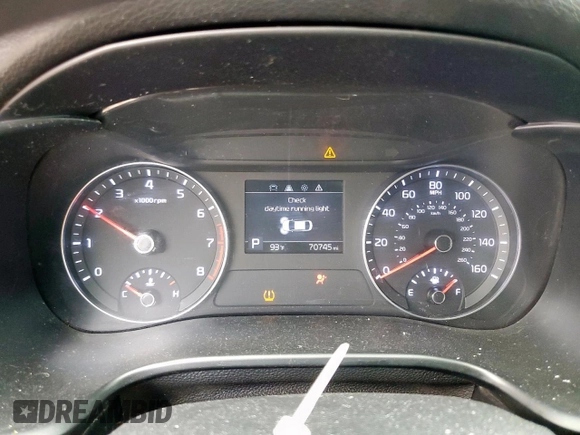 2021 Kia Forte LXS with VIN 3KPF24ADXME284537, listed as a Copart auction lot 58533165 with 70,745 mi miles and Salvage title. Bid and sale history available at DreamBid. Image 9.