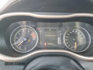2017 Jeep Cherokee Sport с VIN 1C4PJLAS0HW597656, выставлен на аукционе Copart как лот 46268954 с пробегом 253 769 миль миль и Списание • Salvage title. История ставок и продаж доступна на DreamBid. Изображение 9.