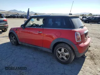 2010 MINI Hardtop с VIN WMWMF3C59ATZ64473, выставлен на аукционе Copart как лот 56569095 с пробегом 104 146 миль миль и Списание • Salvage title. История ставок и продаж доступна на DreamBid. Изображение 2.