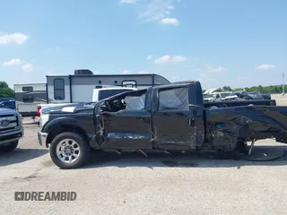 2012 Ford F-250 XL z VIN 1FT7W2BT6CEC82815, wystawiony jako IAAI lot #42440096 z przebiegiem Nie podano mil oraz . Historia ofert i sprzedaży dostępna na DreamBid. Obrazek 13.