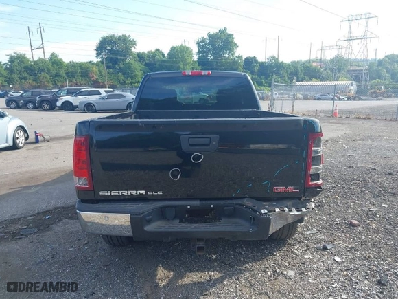 2013 GMC Sierra 1500 SLE with VIN 1GTR2VE71DZ367446, listed as a IAAI auction lot 39792468 with NaN miles. Bid and sale history available at carsss.com. Image 16.