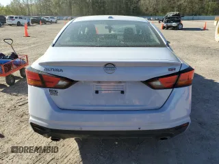 2024 Nissan Altima SR with VIN 1N4BL4CV2RN408648, listed as a Copart auction lot 49713425 with 15,704 mi miles and Salvage Title. Bid and sale history available at DreamBid. Image 6.