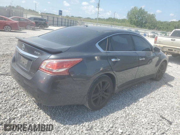 2013 Nissan Altima SV z VIN 1N4BL3AP6DC118822, wystawiony jako Copart lot #63930565 z przebiegiem 196 954 mil mil oraz Czysty tytuł • Clean title. Historia ofert i sprzedaży dostępna na DreamBid. Obrazek 3.