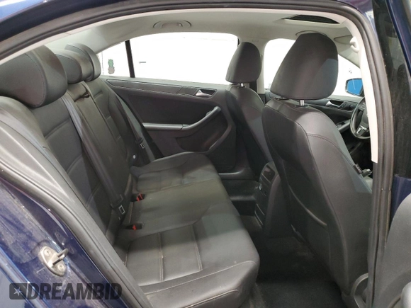2012 Volkswagen Jetta SE z VIN 3VWDP7AJ5CM410644, wystawiony jako Copart lot #56464105 z przebiegiem 97 486 mil mil oraz Szkoda całkowita • Salvage title. Historia ofert i sprzedaży dostępna na DreamBid. Obrazek 10.
