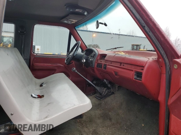 1992 Ford F-250 с VIN 1FTHX26GXNKB43435, выставлен на аукционе Copart как лот 84266234 с пробегом 201 539 миль миль и Списание • Salvage title. История ставок и продаж доступна на DreamBid. Изображение 10.