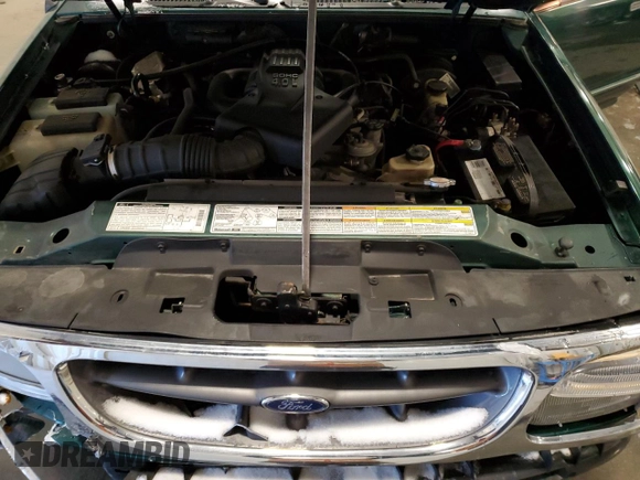 2001 Ford Explorer XLT with VIN 1FMZU63E71ZA80010, listed as a Copart auction lot 88068715 with 112,239 mi miles and Salvage title. Bid and sale history available at DreamBid. Image 13.