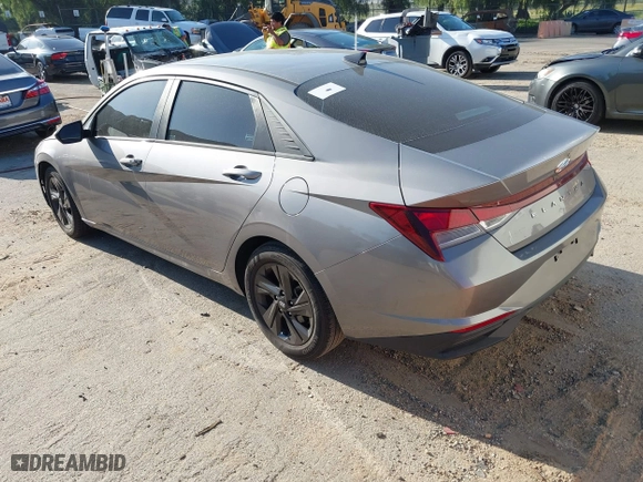 2021 Hyundai Elantra SEL with VIN KMHLS4AG9MU126944, listed as a IAAI auction lot 41976889 with 37,950 mi miles. Bid and sale history available at carsss.com. Image 3.
