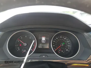 2018 Volkswagen Tiguan S с VIN 3VV1B7AX5JM062805, выставлен на аукционе Copart как лот 57927875 с пробегом 88 774 миль миль и Списание • Salvage title. История ставок и продаж доступна на DreamBid. Изображение 9.