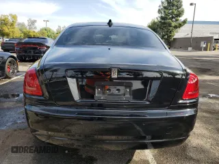 2019 Rolls-Royce Ghost z VIN SCA664S54KUX54725, wystawiony jako Copart lot #62910454 z przebiegiem 17 246 mil mil oraz Szkody całkowita. Historia ofert i sprzedaży dostępna na DreamBid. Obrazek 6.