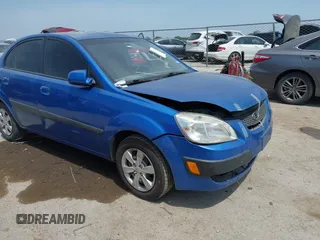 2008 Kia Rio LX with VIN KNADE123886374992, listed as a IAAI auction lot 42027536 with 129,916 mi miles and . Bid and sale history available at DreamBid. Image 1.