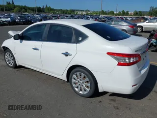 2015 Nissan Sentra SV z VIN 3N1AB7AP8FY323250, wystawiony jako IAAI lot #42217284 z przebiegiem 66 951 mil mil oraz . Historia ofert i sprzedaży dostępna na DreamBid. Obrazek 3.