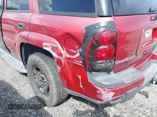 2003 Chevrolet TrailBlazer LS with VIN 1GNDS13S732274374, listed as a IAAI auction lot 42083080 with Not Provided miles and . Bid and sale history available at DreamBid. Image 6.
