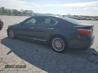 2011 Lexus LS 460 z VIN JTHBL5EF8B5103696, wystawiony jako Copart lot #53824455 z przebiegiem 118 705 mil mil oraz Szkoda całkowita • Salvage title. Historia ofert i sprzedaży dostępna na DreamBid. Obrazek 2.