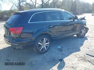 2014 Audi Q7 3.0T Premium Plus with VIN WA1LGAFE0ED005551, listed as a IAAI auction lot 41687305 with 104,691 mi miles. Bid and sale history available at carsss.com. Image 4.