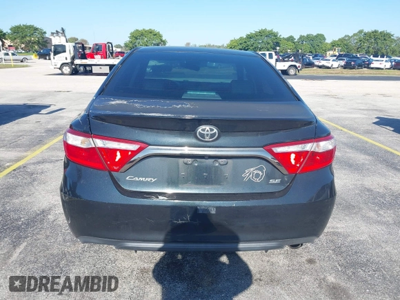 2015 Toyota Camry XLE with VIN 4T1BF1FK6FU986878, listed as a IAAI auction lot 42043397 with 119,349 mi miles. Bid and sale history available at carsss.com. Image 16.