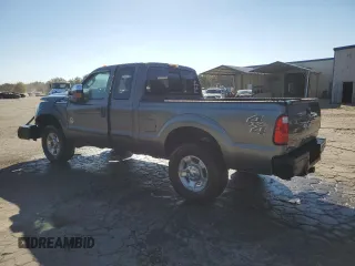 2011 Ford F-250 XL with VIN 1FT7X2BT7BEA25481, listed as a Copart auction lot 77170364 with 153,337 mi miles and Salvage Title. Bid and sale history available at DreamBid. Image 2.