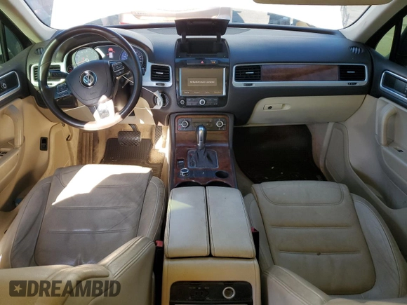 2012 Volkswagen Touareg Exec with VIN WVGEF9BP1CD010015, listed as a Copart auction lot 72646154 with 163,502 mi miles and Salvage Title. Bid and sale history available at DreamBid. Image 8.