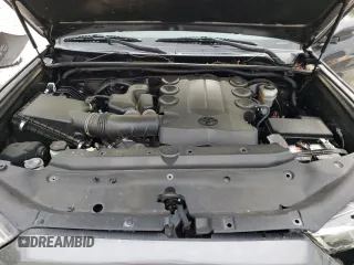 2018 Toyota 4Runner SR5 с VIN JTEZU5JRXJ5174700, выставлен на аукционе Copart как лот 54109885 с пробегом 90 693 миль миль и Списание • Salvage title. История ставок и продаж доступна на DreamBid. Изображение 12.
