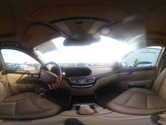 2012 Mercedes-Benz S-Class S 550 with VIN WDDNG9EBXCA453949, listed as a IAAI auction lot 41274924 with 136,018 mi miles. Bid and sale history available at carsss.com. Image 18.