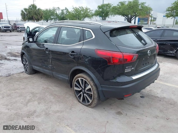 2018 Nissan Rogue Sport SV with VIN JN1BJ1CR5JW201321, listed as a IAAI auction lot 41852934 with 89,115 mi miles. Bid and sale history available at carsss.com. Image 3.