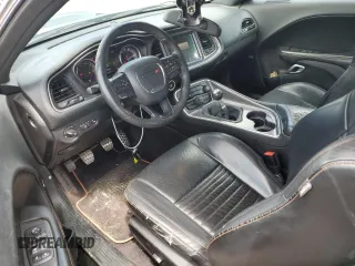2016 Dodge Challenger R/T Plus с VIN 2C3CDZBT1GH349739, выставлен на аукционе Copart как лот 58403785 с пробегом 113 381 миль миль и Списание • Salvage title. История ставок и продаж доступна на DreamBid. Изображение 8.