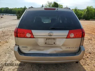 2007 Toyota Sienna XLE z VIN 5TDZK22C67S083591, wystawiony jako Copart lot #55920695 z przebiegiem 197 657 mil mil oraz Szkoda całkowita • Salvage title. Historia ofert i sprzedaży dostępna na DreamBid. Obrazek 6.