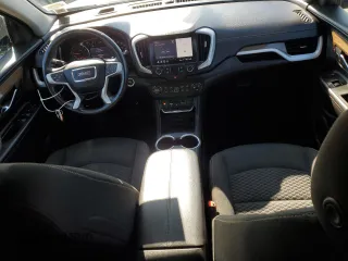 2020 GMC Terrain SLE with VIN 3GKALTEV7LL178050, listed as a Copart auction lot 51477965 with 68,886 mi miles and Salvage Title. Bid and sale history available at carsss.com. Image 8.