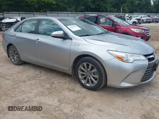 2017 Toyota Camry Hybrid LE z VIN 4T1BD1FK8HU222362, wystawiony jako IAAI lot #42456703 z przebiegiem 70 907 mil mil oraz . Historia ofert i sprzedaży dostępna na DreamBid. Obrazek 1.