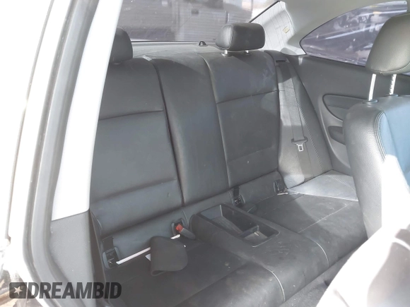 2012 BMW 1 Series 128i with VIN WBAUP9C54CVL91554, listed as a IAAI auction lot 41960036 with 111,434 mi miles and . Bid and sale history available at DreamBid. Image 8.