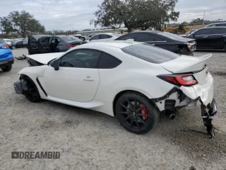 2024 Toyota GR86 Premium with VIN JF1ZNBE15R8760564, listed as a Copart auction lot 41755775 with 2,047 mi miles and Salvage Title. Bid and sale history available at carsss.com. Image 2.