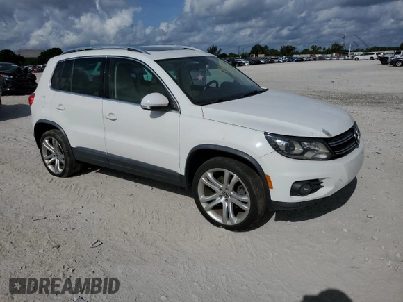 2012 Volkswagen Tiguan SE with VIN WVGAV7AXXCW541290, listed as a Copart auction lot 59353075 with 180,358 mi miles and Clean title. Bid and sale history available at DreamBid. Image 4.