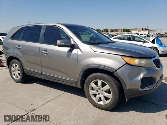 2011 Kia Sorento LX with VIN 5XYKT3A1XBG144869, listed as a Copart auction lot 52921865 with 186,896 mi miles and Salvage Title. Bid and sale history available at carsss.com. Image 4.