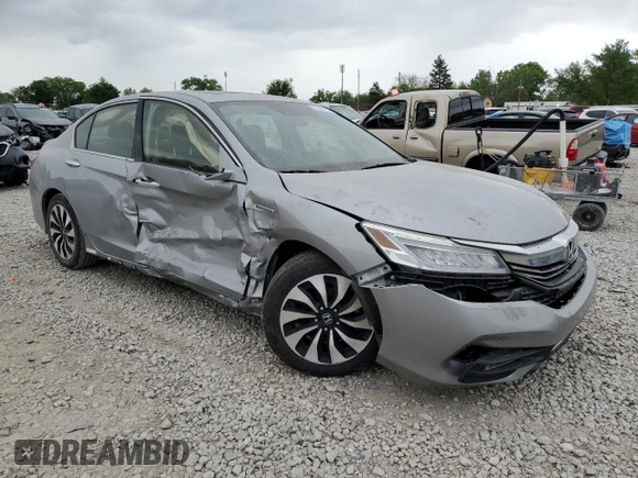 2017 Honda Accord Touring with VIN JHMCR6F73HC017636, listed as a Copart auction lot 56334425 with 95,647 mi miles and Salvage title. Bid and sale history available at DreamBid. Image 4.