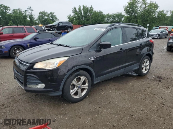 2013 Ford Escape SE z VIN 1FMCU0GX2DUB10398, wystawiony jako Copart lot #59795225 z przebiegiem 174 344 mil mil oraz Czysty tytuł • Clean title. Historia ofert i sprzedaży dostępna na DreamBid. Obrazek 1.