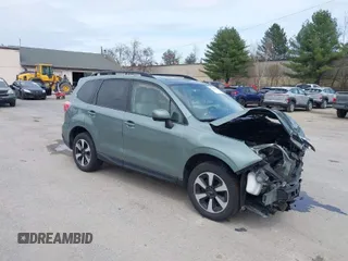 2017 Subaru Forester Premium with VIN JF2SJAEC0HH528019, listed as a IAAI auction lot 39240491 with 107,304 mi miles. Bid and sale history available at carsss.com. Image 1.