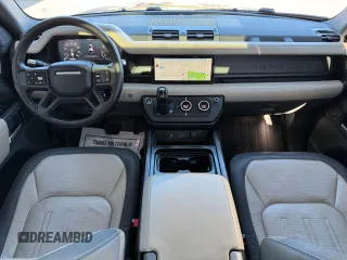 2022 Land Rover Defender z VIN SALE3ERU2N2063122, wystawiony jako Copart lot #88522655 z przebiegiem 89 354 mil mil oraz Czysty tytuł • Clean title. Historia ofert i sprzedaży dostępna na DreamBid. Obrazek 9.
