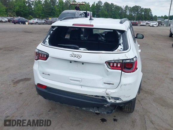 2024 Jeep Compass Latitude with VIN 3C4NJDBN9RT607209, listed as a IAAI auction lot 42233206 with 35,245 mi miles and . Bid and sale history available at DreamBid. Image 6.