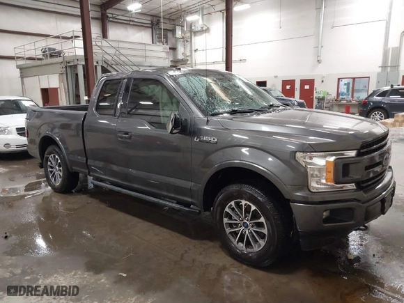 2018 Ford F-150 XL with VIN 1FTFX1E50JKG05240, listed as a IAAI auction lot 41495199 with 46,471 mi miles. Bid and sale history available at carsss.com. Image 1.