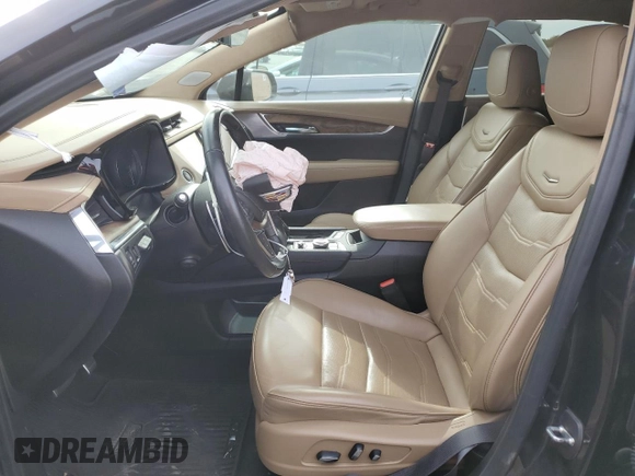 2020 Cadillac XT5 AWD Sport with VIN 1GYKNHRS7LZ122393, listed as a Copart auction lot 84266534 with 19,641 mi miles and Salvage title. Bid and sale history available at DreamBid. Image 7.