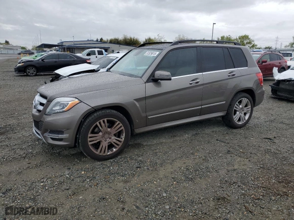 2015 Mercedes-Benz GLK-Class GLK 350 with VIN WDCGG8JBXFG434705, listed as a Copart auction lot 51529815 with 118,671 mi miles and Salvage Title. Bid and sale history available at carsss.com. Image 1.