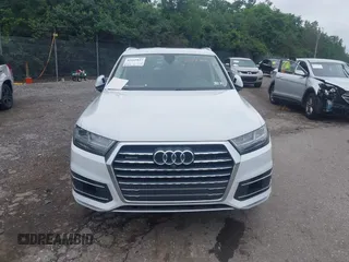 2017 Audi Q7 Premium Plus z VIN WA1LAAF74HD057367, wystawiony jako IAAI lot #42649847 z przebiegiem 90 204 mil mil oraz . Historia ofert i sprzedaży dostępna na DreamBid. Obrazek 12.