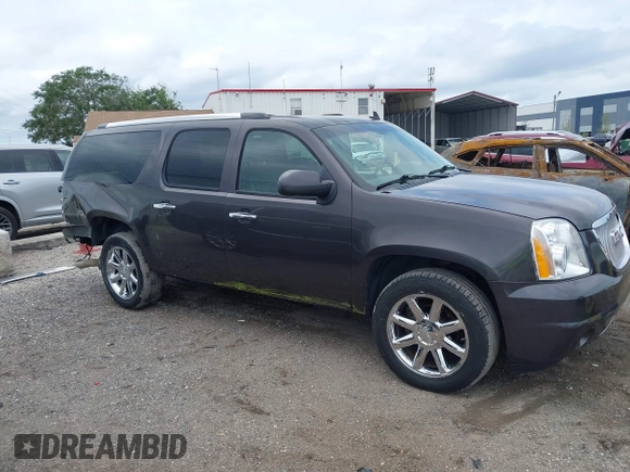 2011 GMC Yukon XL Denali with VIN 1GKS1MEF8BR279940, listed as a IAAI auction lot 41971157 with 218,597 mi miles. Bid and sale history available at carsss.com. Image 13.