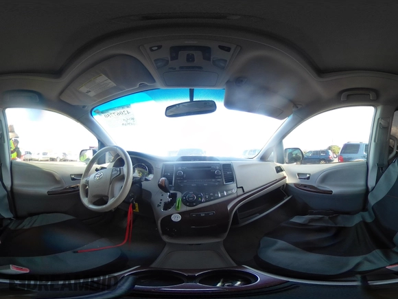 2014 Toyota Sienna XLE with VIN 5TDYK3DC2ES438980, listed as a IAAI auction lot 42067750 with 143,728 mi miles and . Bid and sale history available at DreamBid. Image 18.