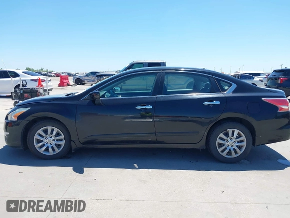 2015 Nissan Altima S with VIN 1N4AL3AP9FN869710, listed as a IAAI auction lot 42043275 with 163,909 mi miles and . Bid and sale history available at DreamBid. Image 15.